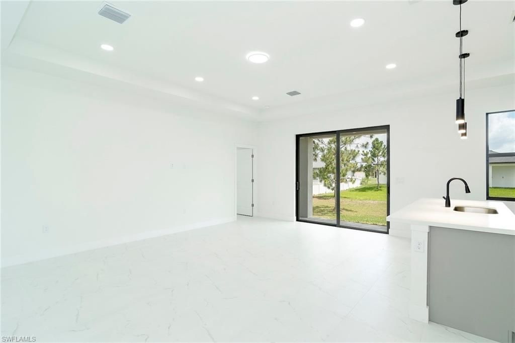 4209 25th St Sw, Lehigh Acres, FL 33976 Photo