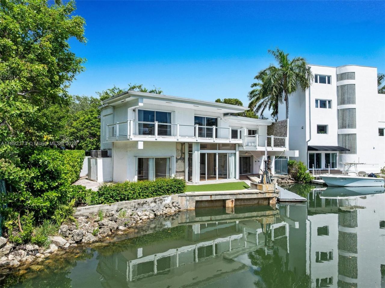 2120 S Bayshore Dr, Miami, FL 33133 Photo