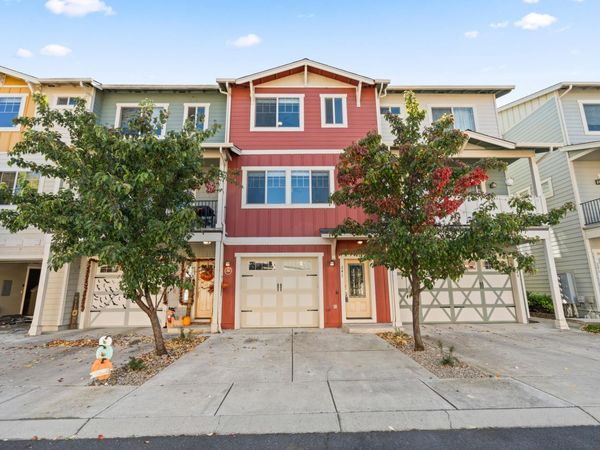 241 Cherry Bark Lane, Medford, OR 97501