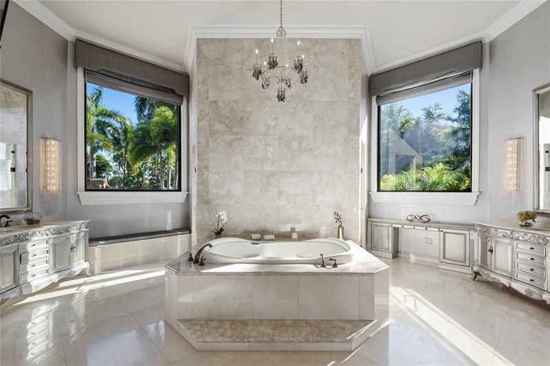 16800 Berkshire Ct, Southwest Ranches, FL 33331 Photo