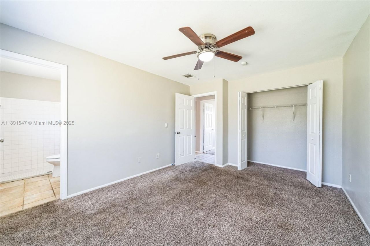 301 SE Whitmore Dr, Port Saint Lucie, FL 34984 Photo