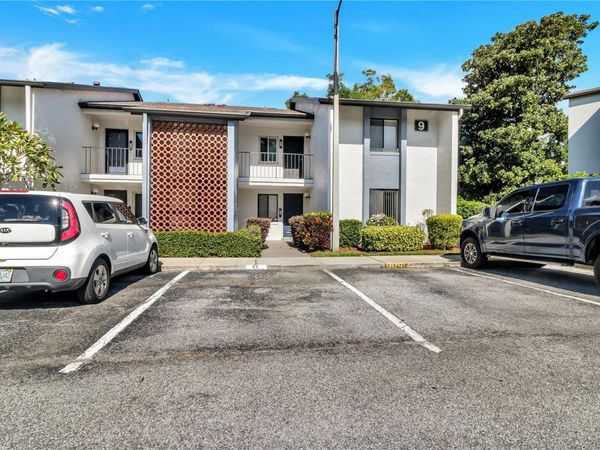 9 ESCONDIDO CIRCLE, Unit 88, ALTAMONTE SPRINGS, FL 32701