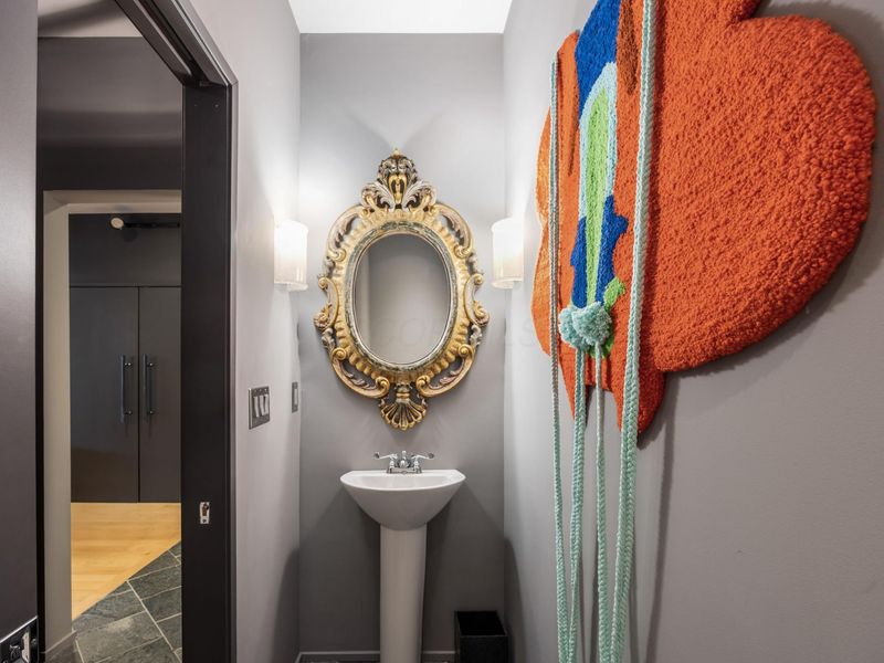 17 W 3rd Avenue, Unit 212, Columbus, OH 43201 Photo 5