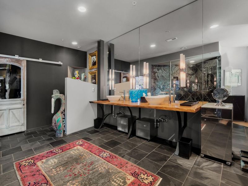 17 W 3rd Avenue, Unit 212, Columbus, OH 43201 Photo 36