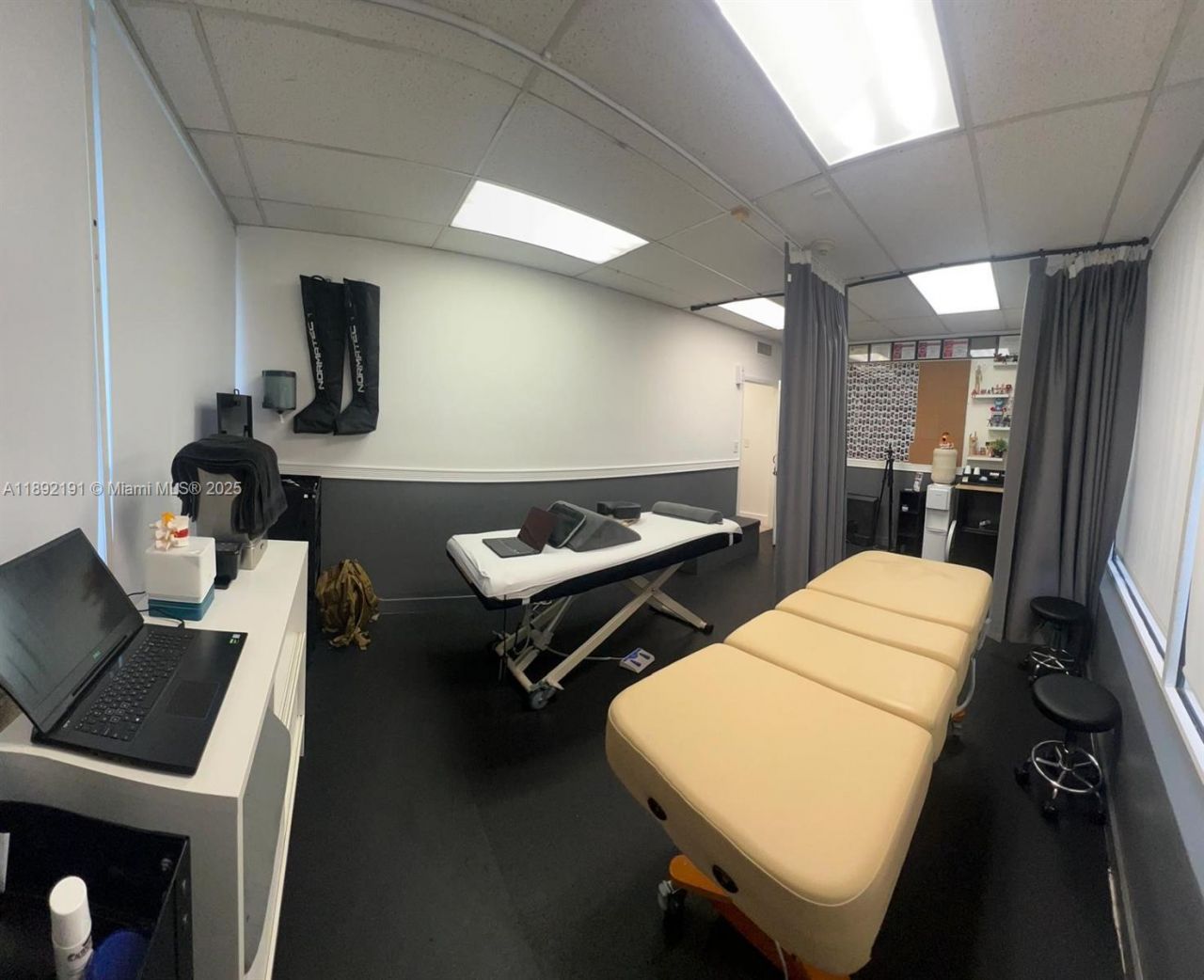 6405 NW 36th St, Virginia Gardens, FL 33166 Photo