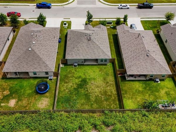 1046 Amble Oak, Seguin, TX 78155