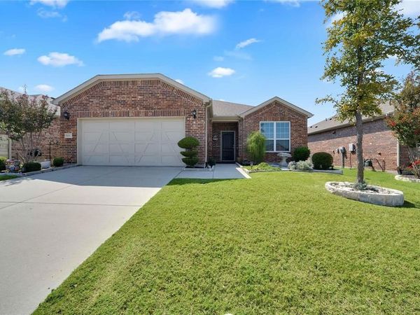 7616 Heritage Drive, Little Elm, TX 76227