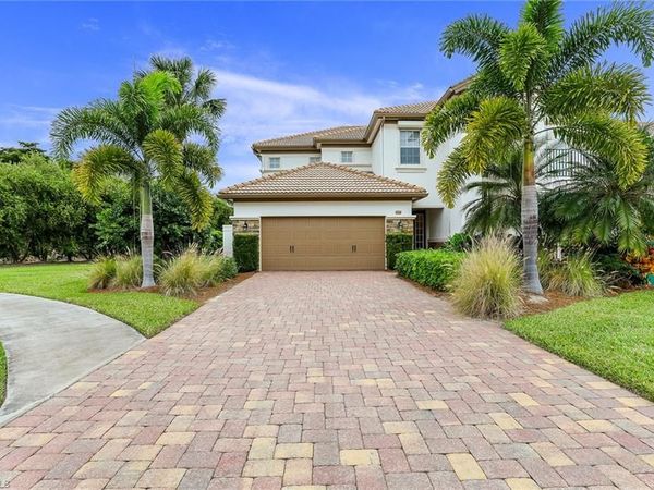 8023 Players Cove DR, Unit 6-101, NAPLES, FL 34113
