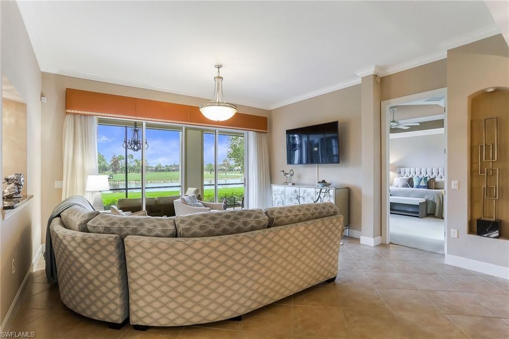 8023 Players Cove Dr, Unit 6-101, Naples, FL 34113 Photo