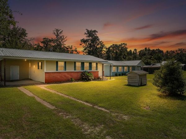 176 Quail Avenue, Wewahitchka, FL 32465