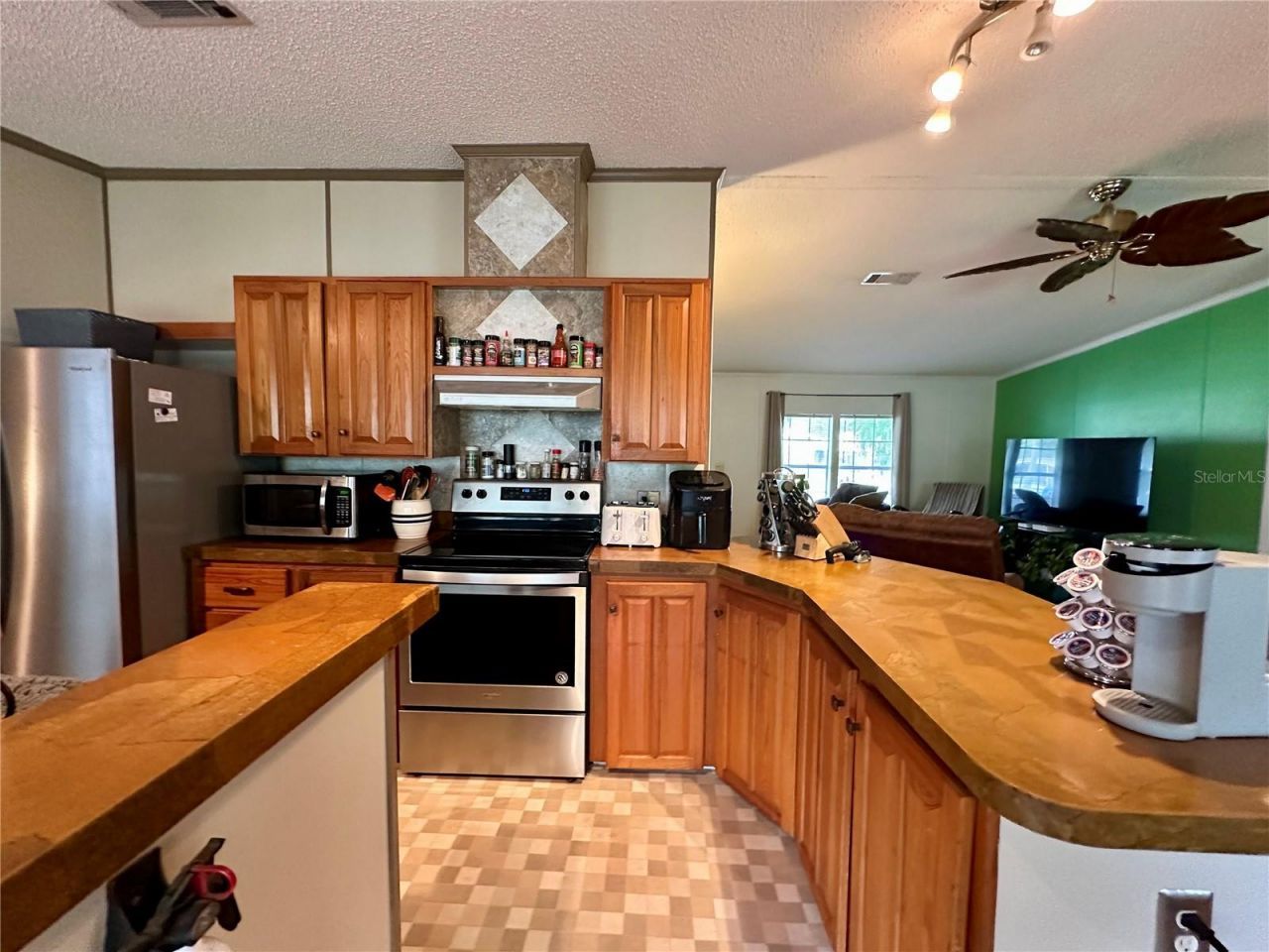 56233 Water Oak Road, Astor, FL 32102 Photo