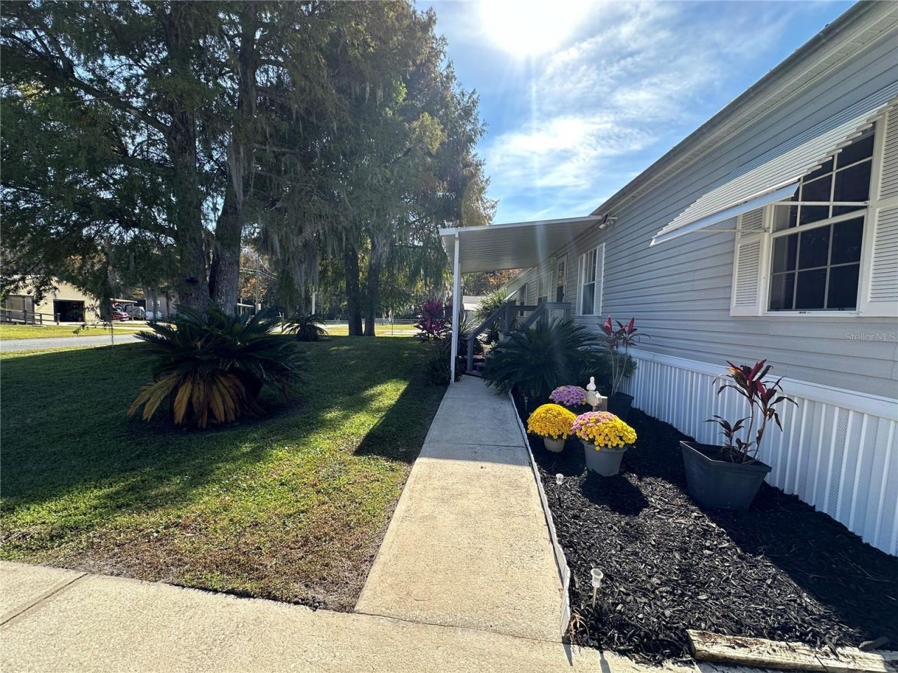 56233 Water Oak Road, Astor, FL 32102 Photo