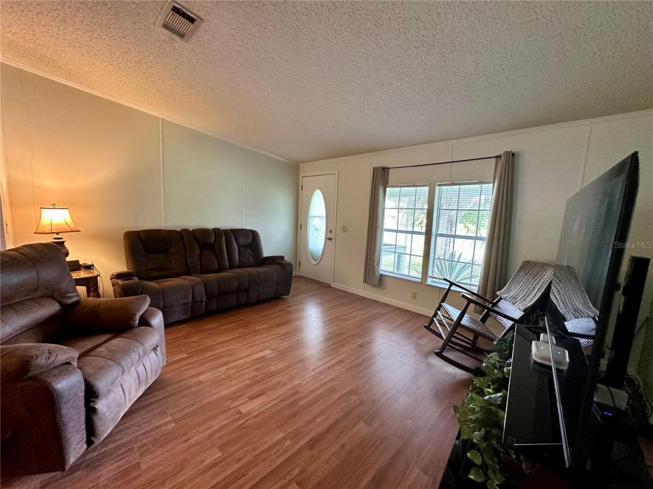 56233 Water Oak Road, Astor, FL 32102 Photo