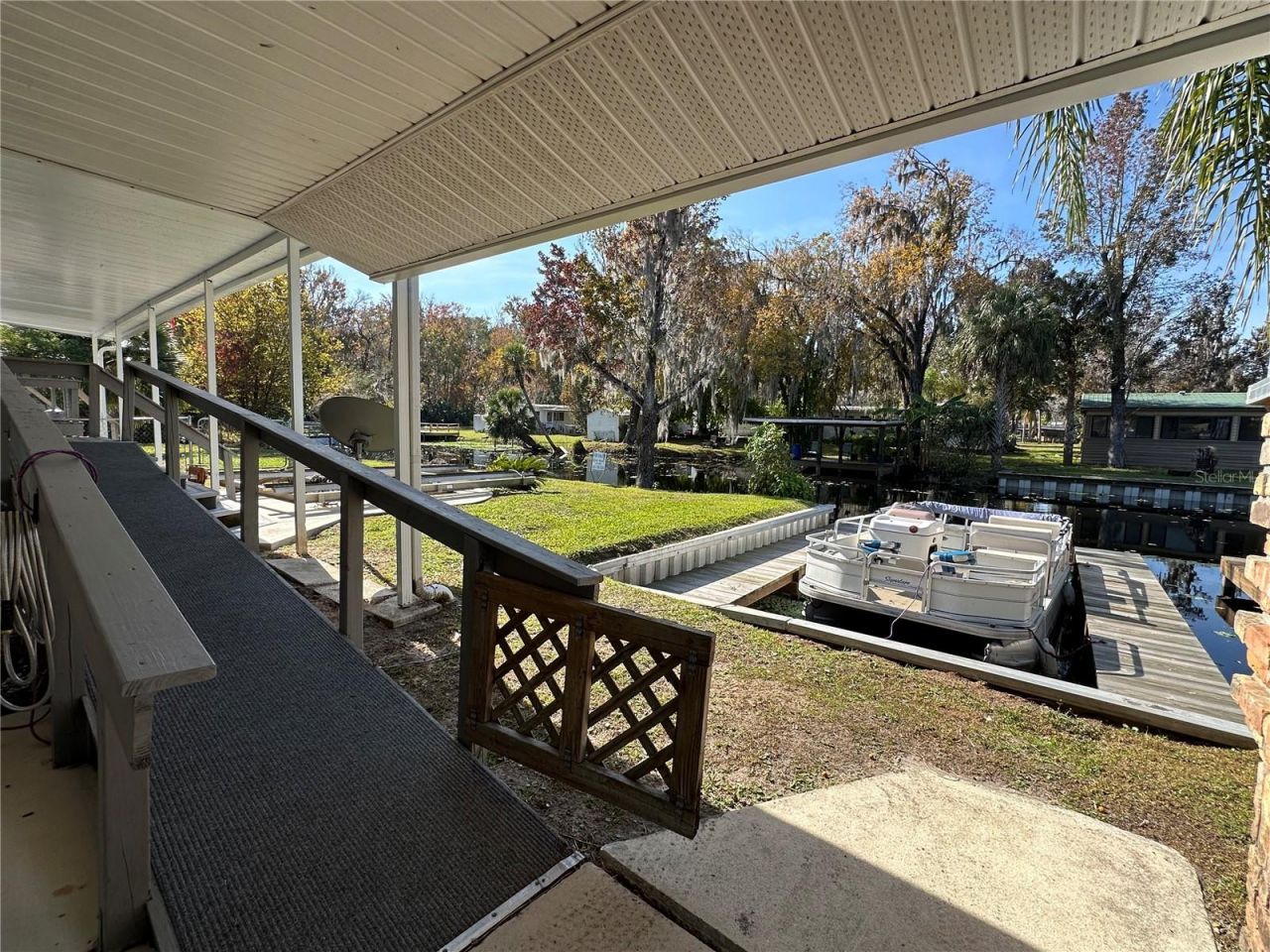 56233 Water Oak Road, Astor, FL 32102 Photo