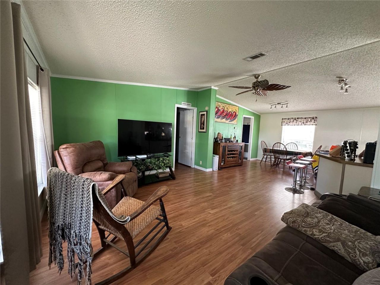 56233 Water Oak Road, Astor, FL 32102 Photo