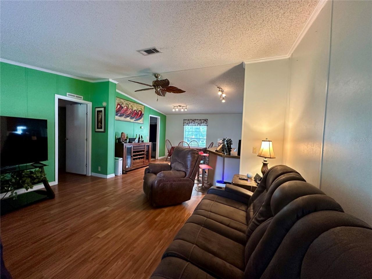 56233 Water Oak Road, Astor, FL 32102 Photo