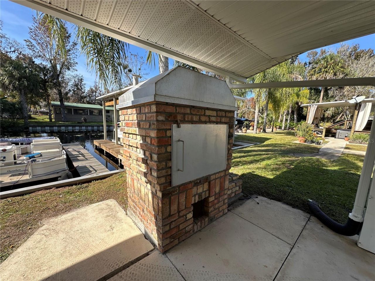 56233 Water Oak Road, Astor, FL 32102 Photo