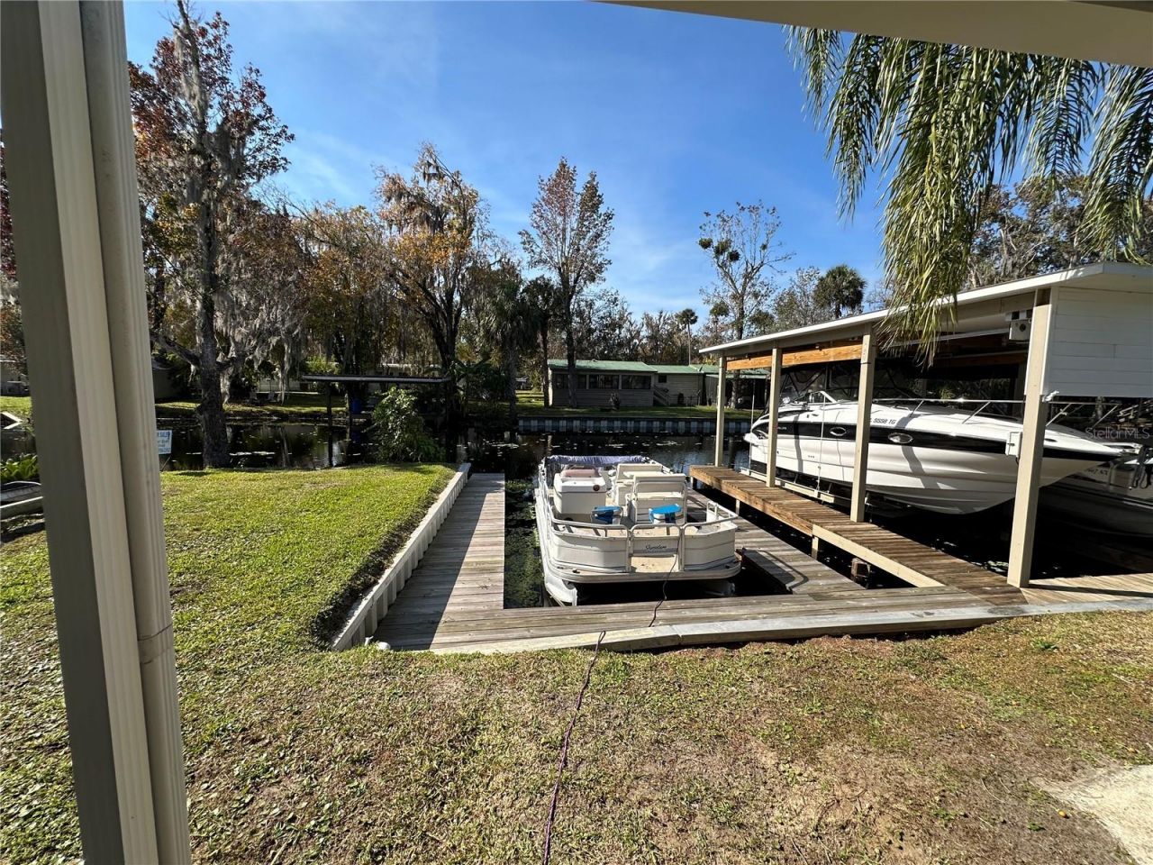 56233 Water Oak Road, Astor, FL 32102 Photo