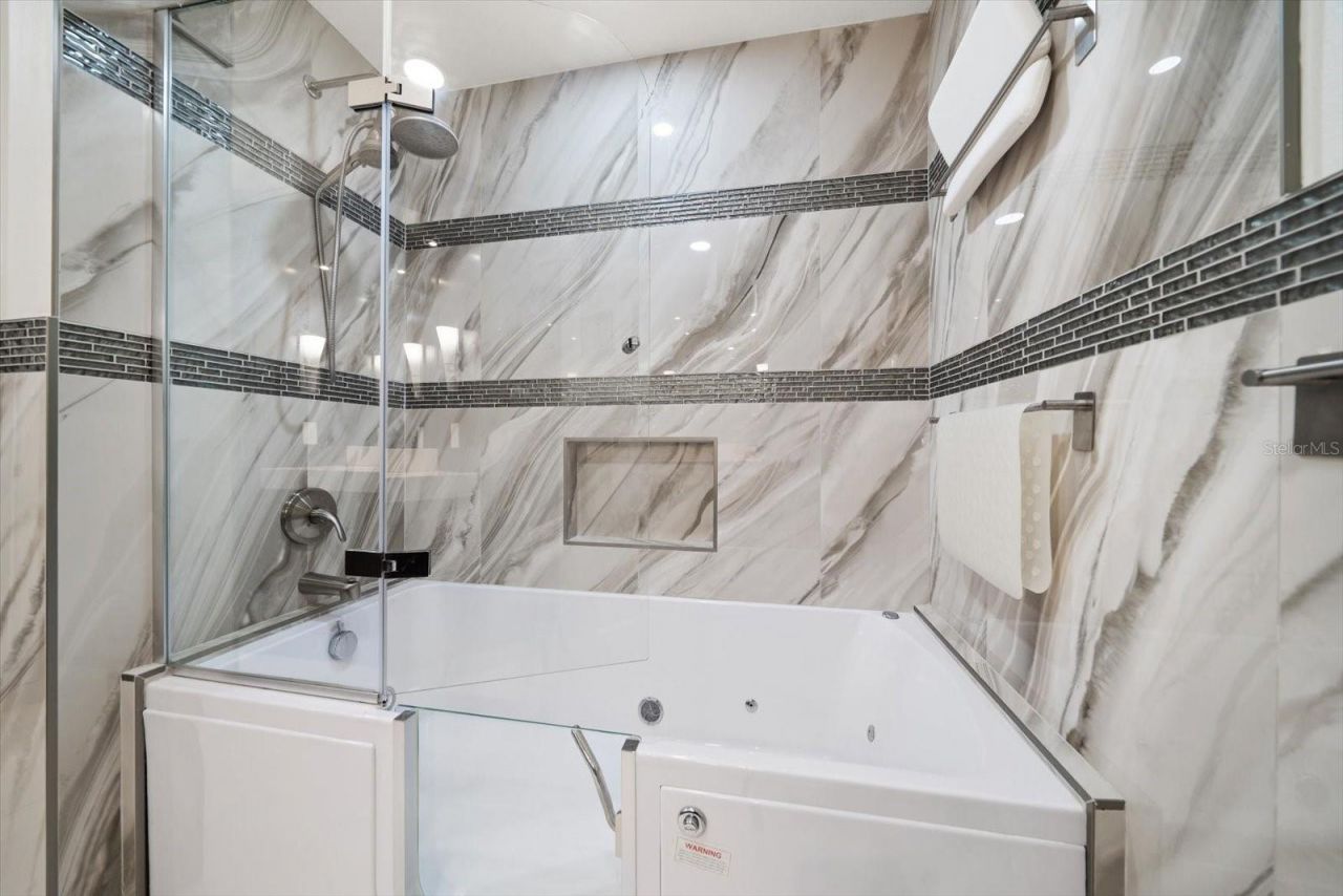 1670 Clearwater Harbor Drive, Largo, FL 33770 Photo