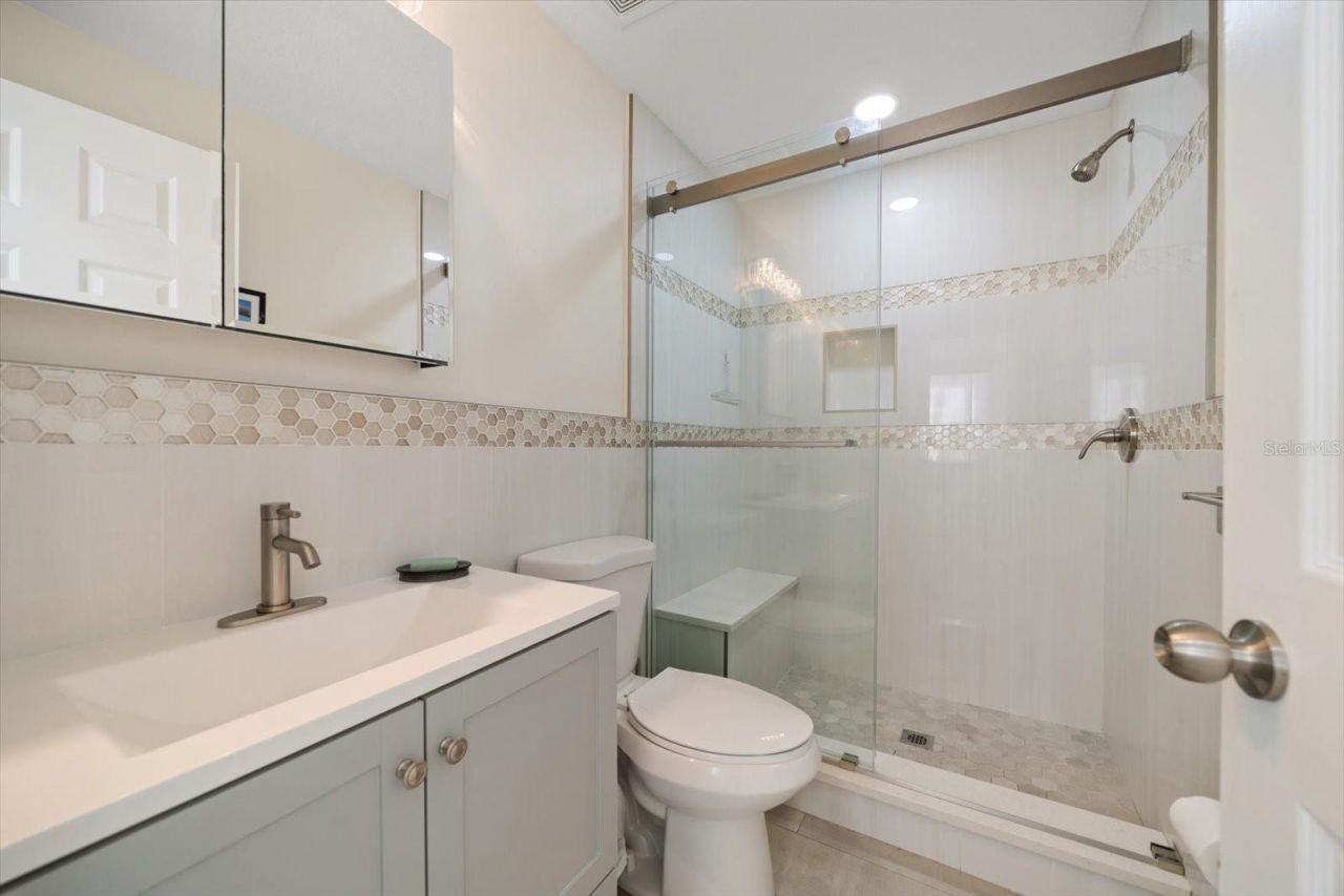 1670 Clearwater Harbor Drive, Largo, FL 33770 Photo