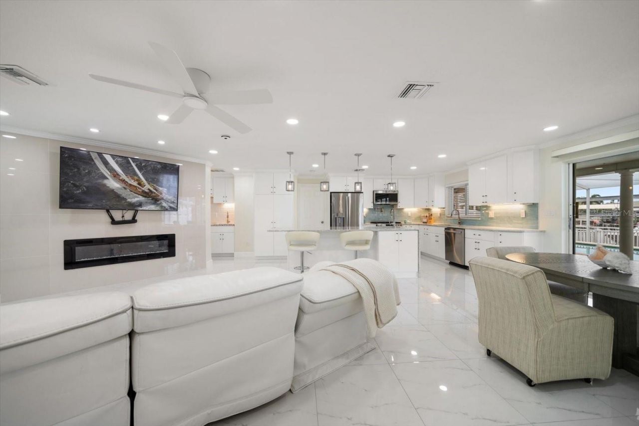 1670 Clearwater Harbor Drive, Largo, FL 33770 Photo