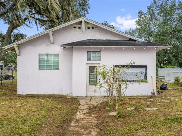 122 W SMITH AVENUE, HAINES CITY, FL 33844