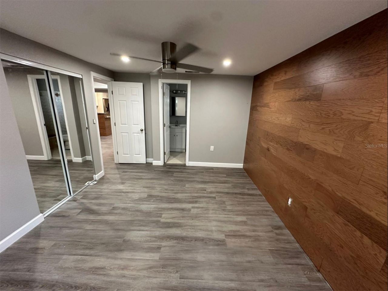 2301 Trelain Drive S, Saint Petersburg, FL 33712 Photo