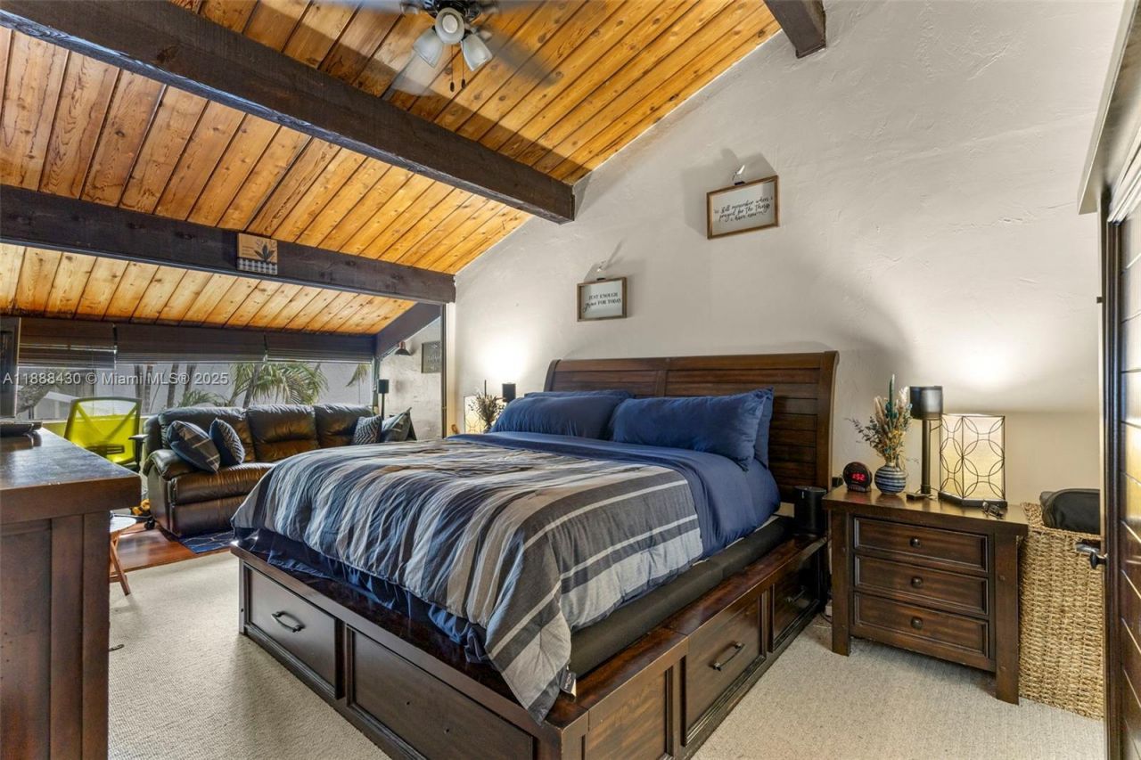 19440 NE 26th Ave, Unit 53B, Miami, FL 33180 Photo