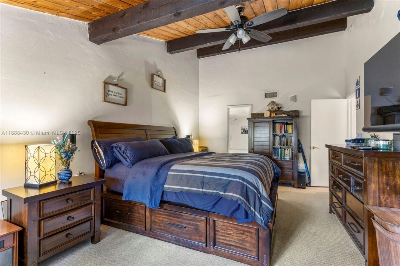 19440 NE 26th Ave, Unit 53B, Miami, FL 33180 Photo