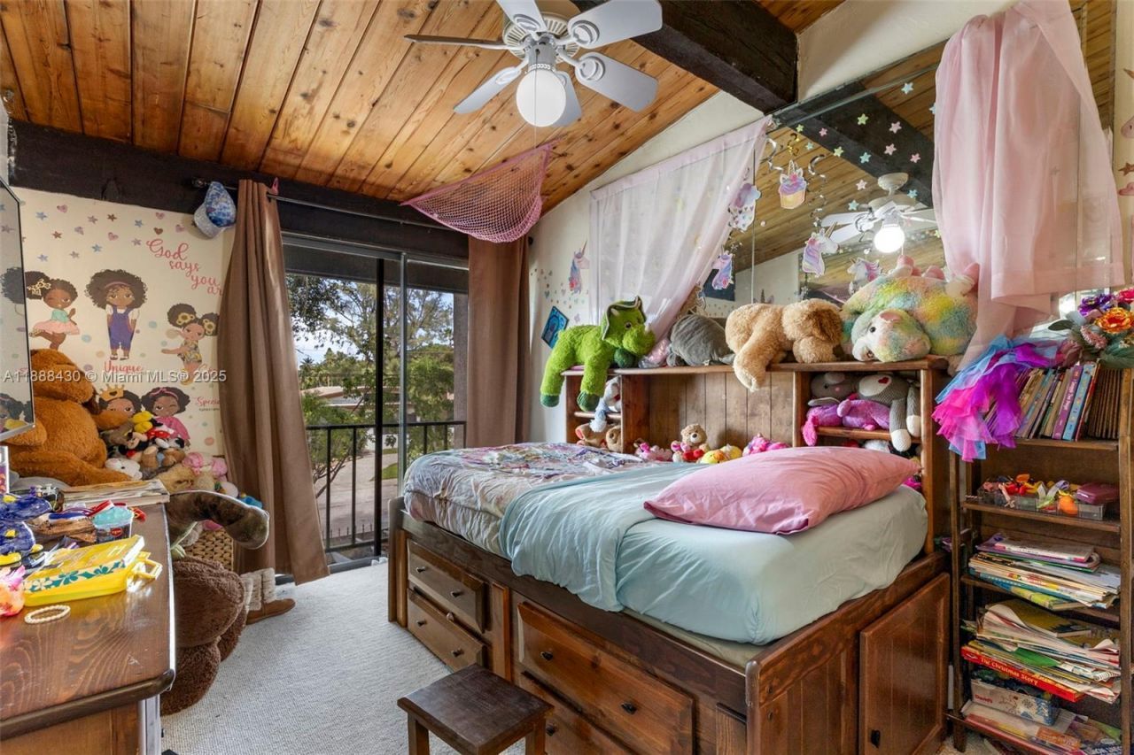 19440 NE 26th Ave, Unit 53B, Miami, FL 33180 Photo