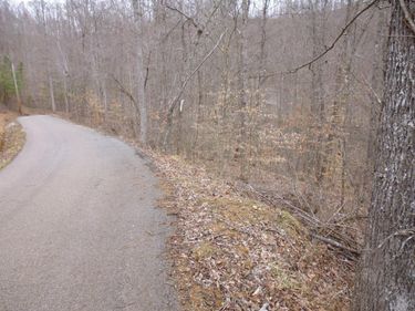 31, 32, 33 Justice Drive, Manchester, KY 40962