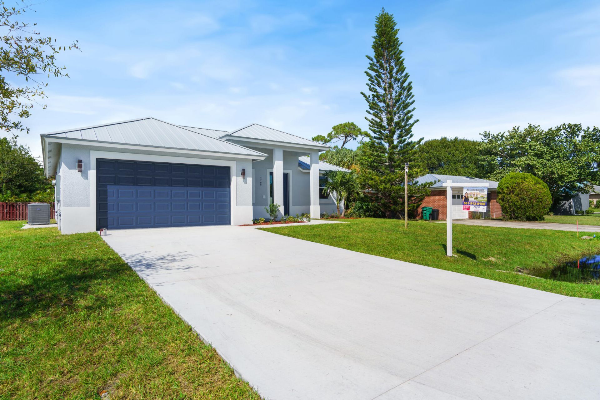 4709 Seagrape Drive, Fort Pierce, FL 34945 Photo