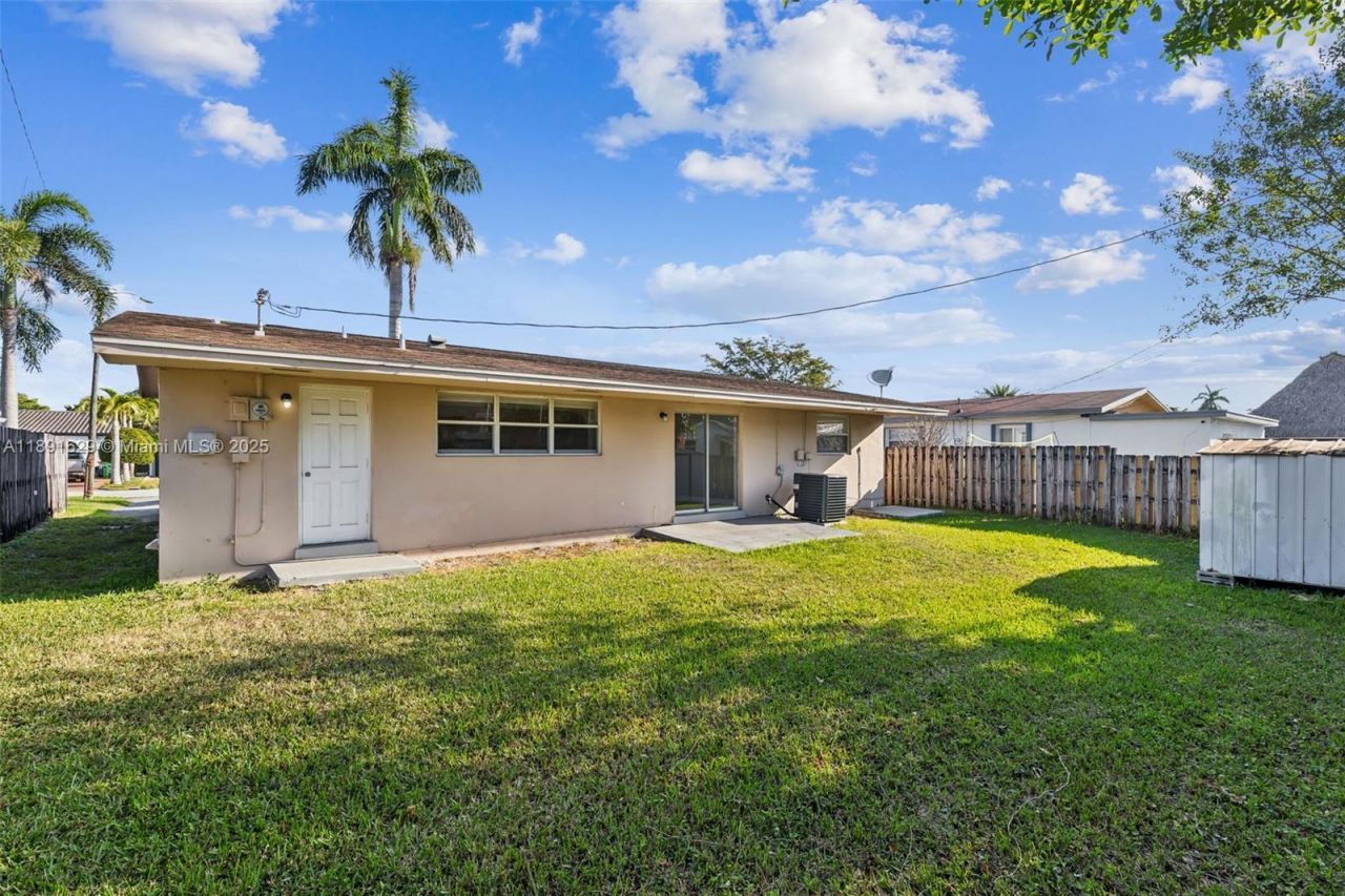 7804 Meridian St, Miramar, FL 33023 Photo