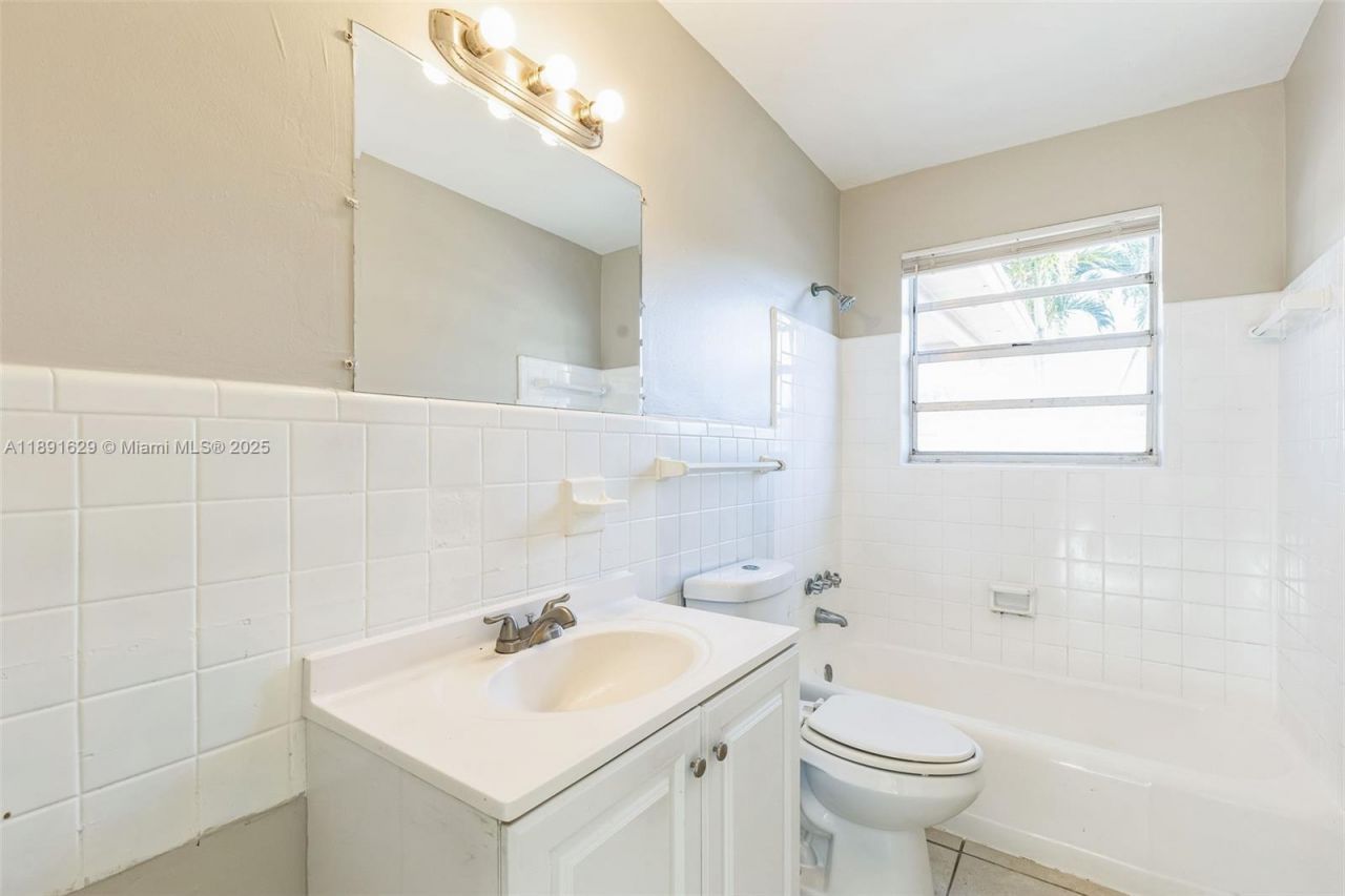 7804 Meridian St, Miramar, FL 33023 Photo