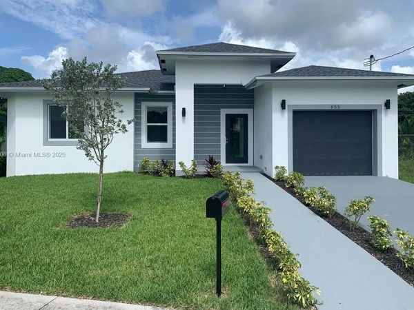 655 NW 24th Ave, Fort Lauderdale, FL 33311