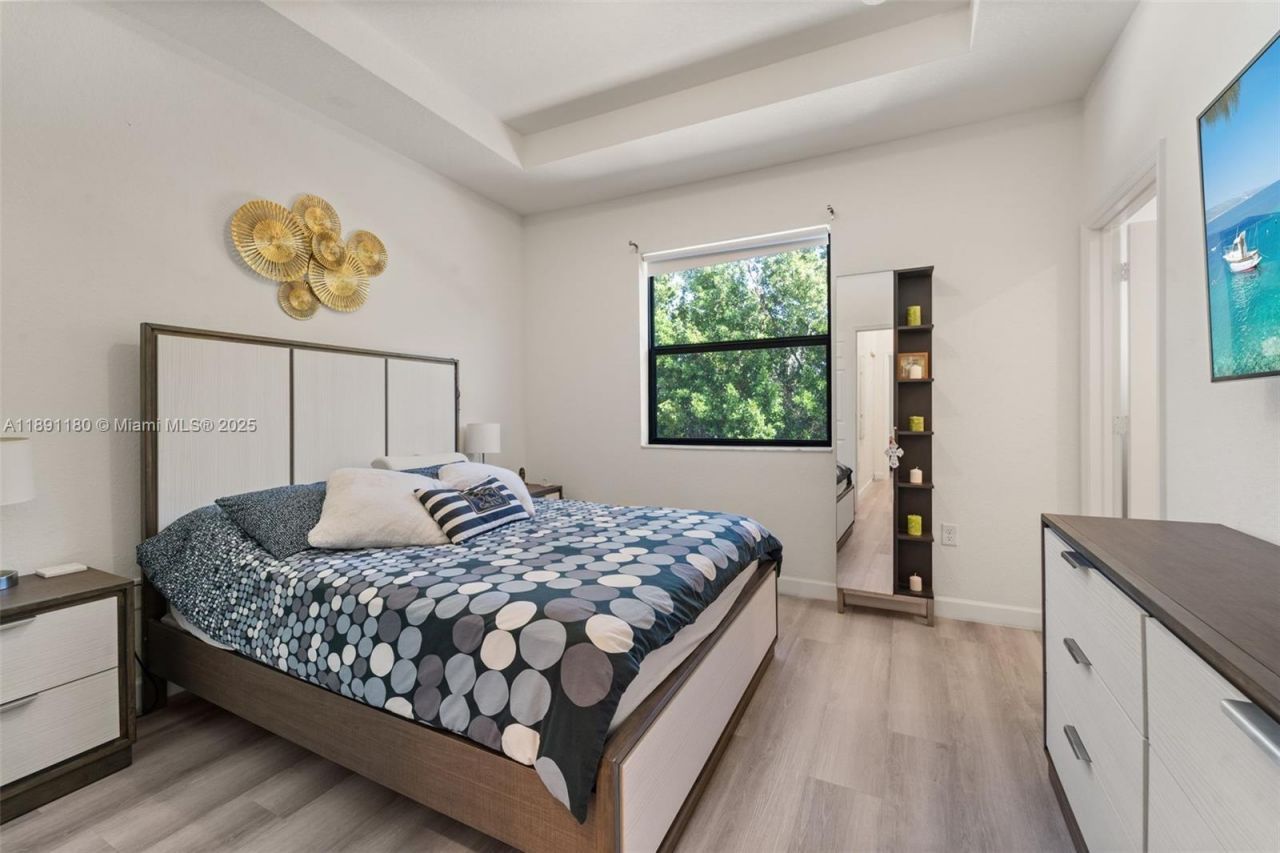 10483 W 32nd Ln, Unit 10483, Hialeah, FL 33018 Photo