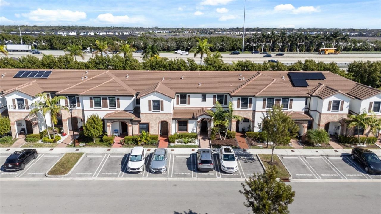 10483 W 32nd Ln, Unit 10483, Hialeah, FL 33018 Photo