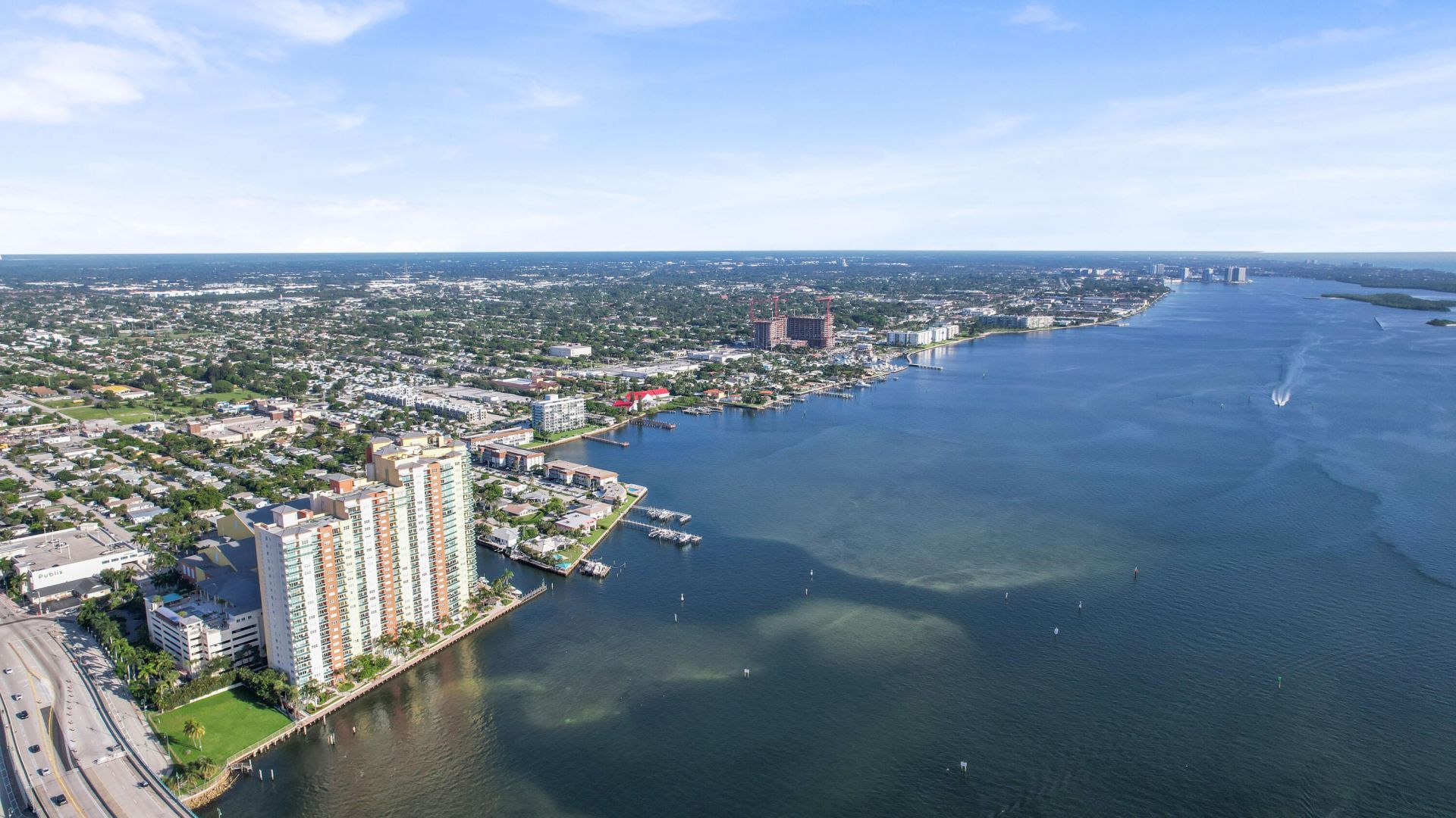 2640 Lake Shore Drive, Unit 1809, Riviera Beach, FL 33404 Photo