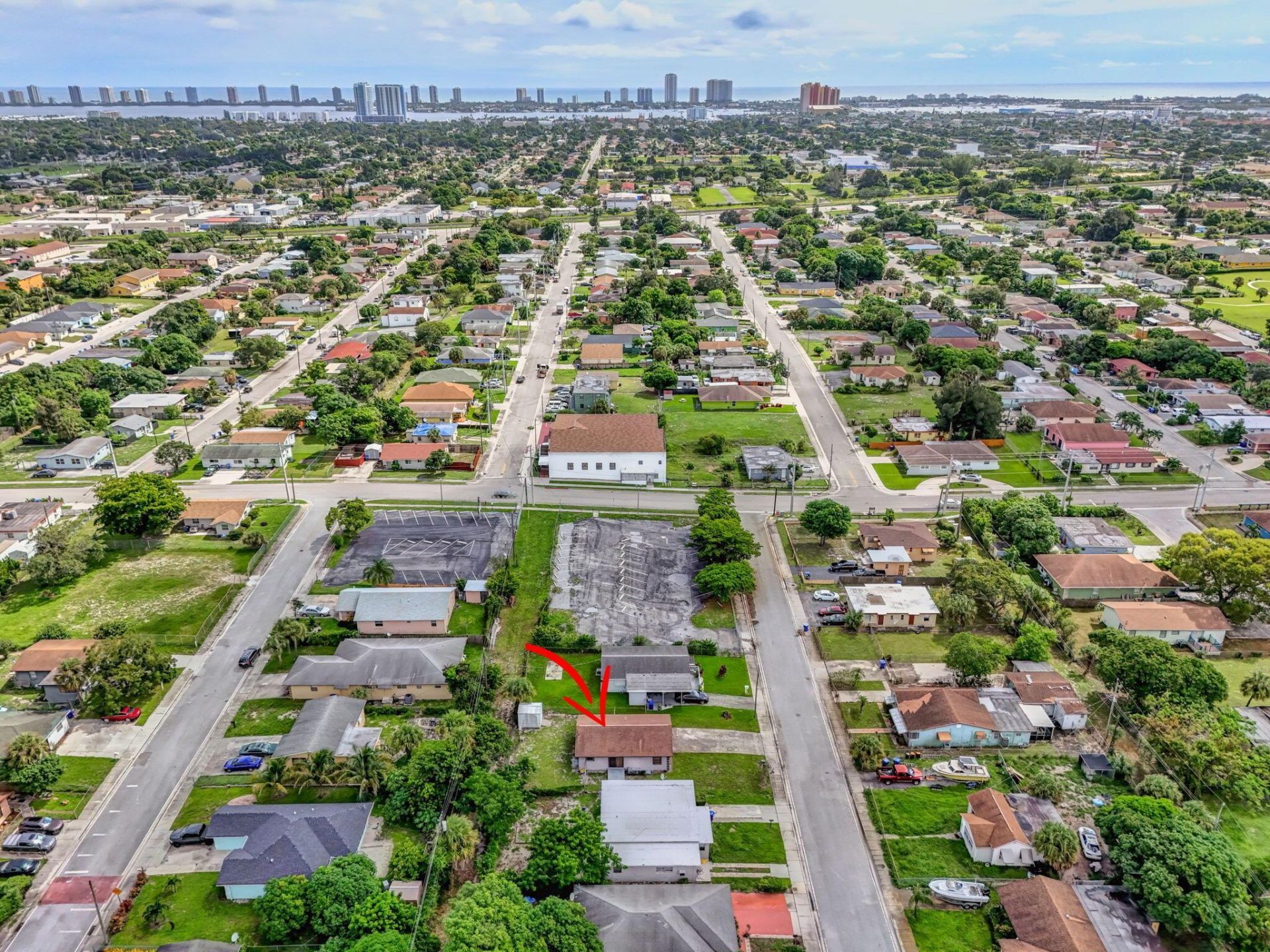 1332 W 33rd Street, Riviera Beach, FL 33404 Photo