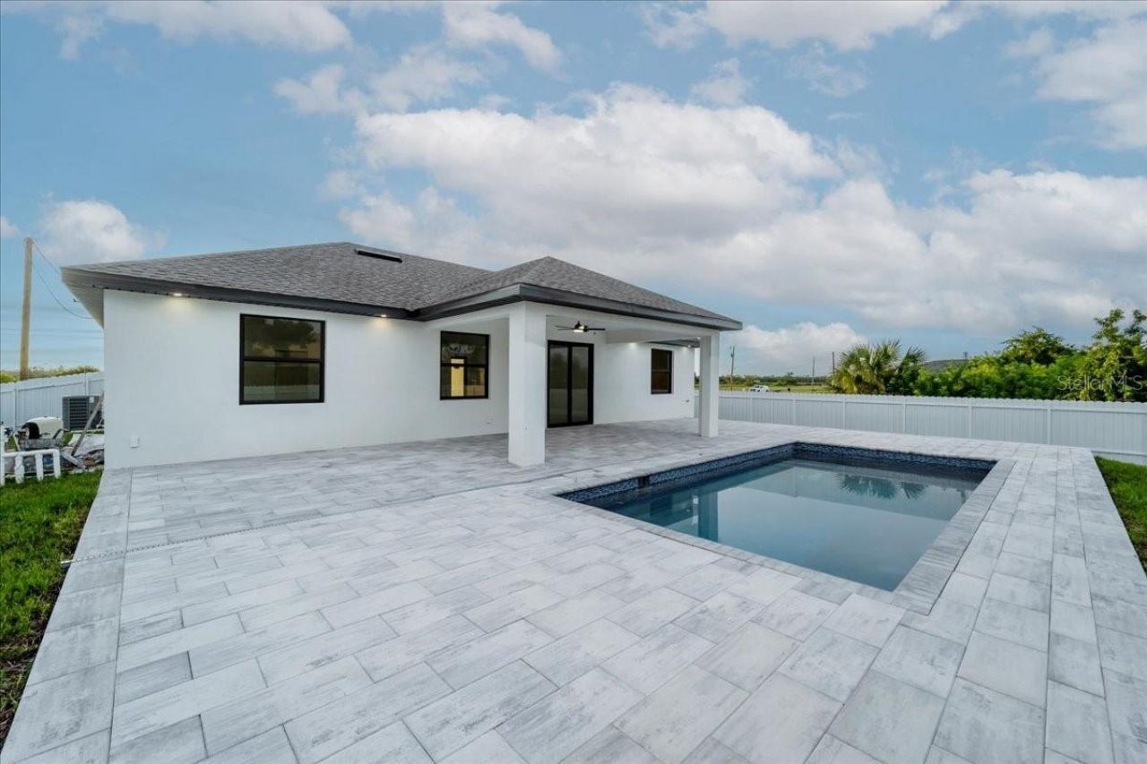 2513 NW 9th Avenue, Cape Coral, FL 33993 Photo