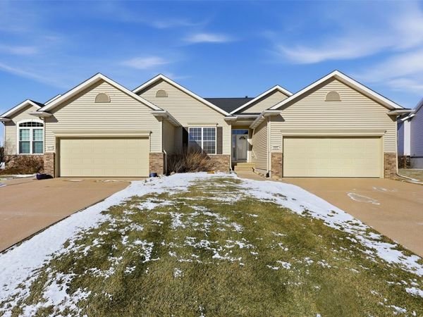 6608 Limestone Court NW, Cedar Rapids, IA 52405
