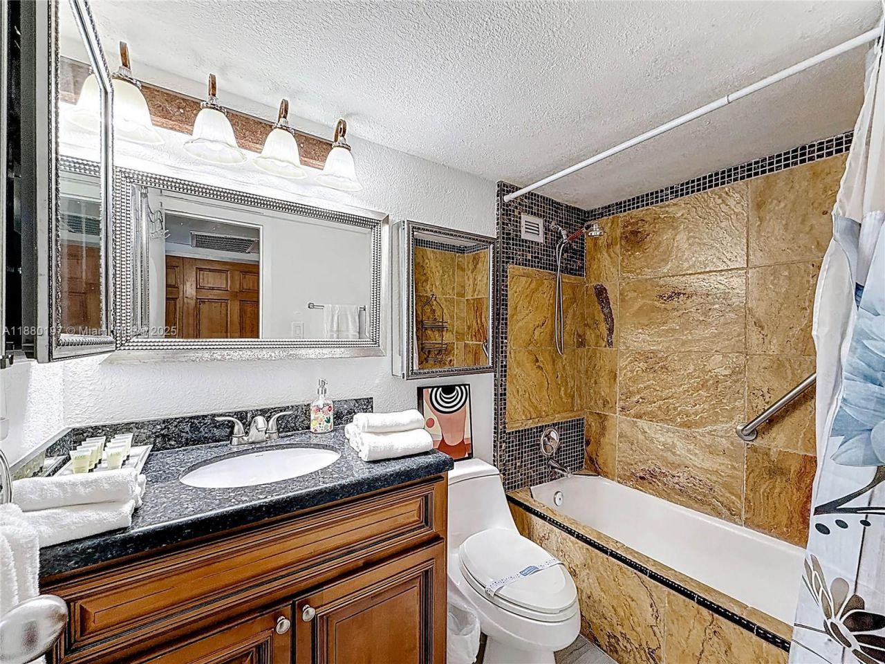 19201 Collins Ave, Unit 1010, Sunny Isles Beach, FL 33160 Photo