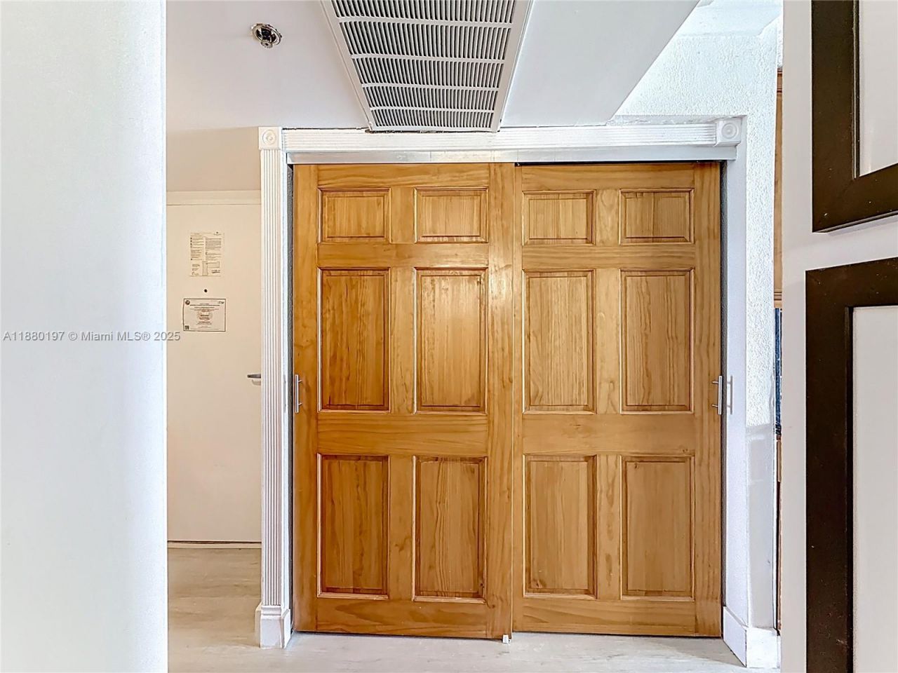 19201 Collins Ave, Unit 1010, Sunny Isles Beach, FL 33160 Photo