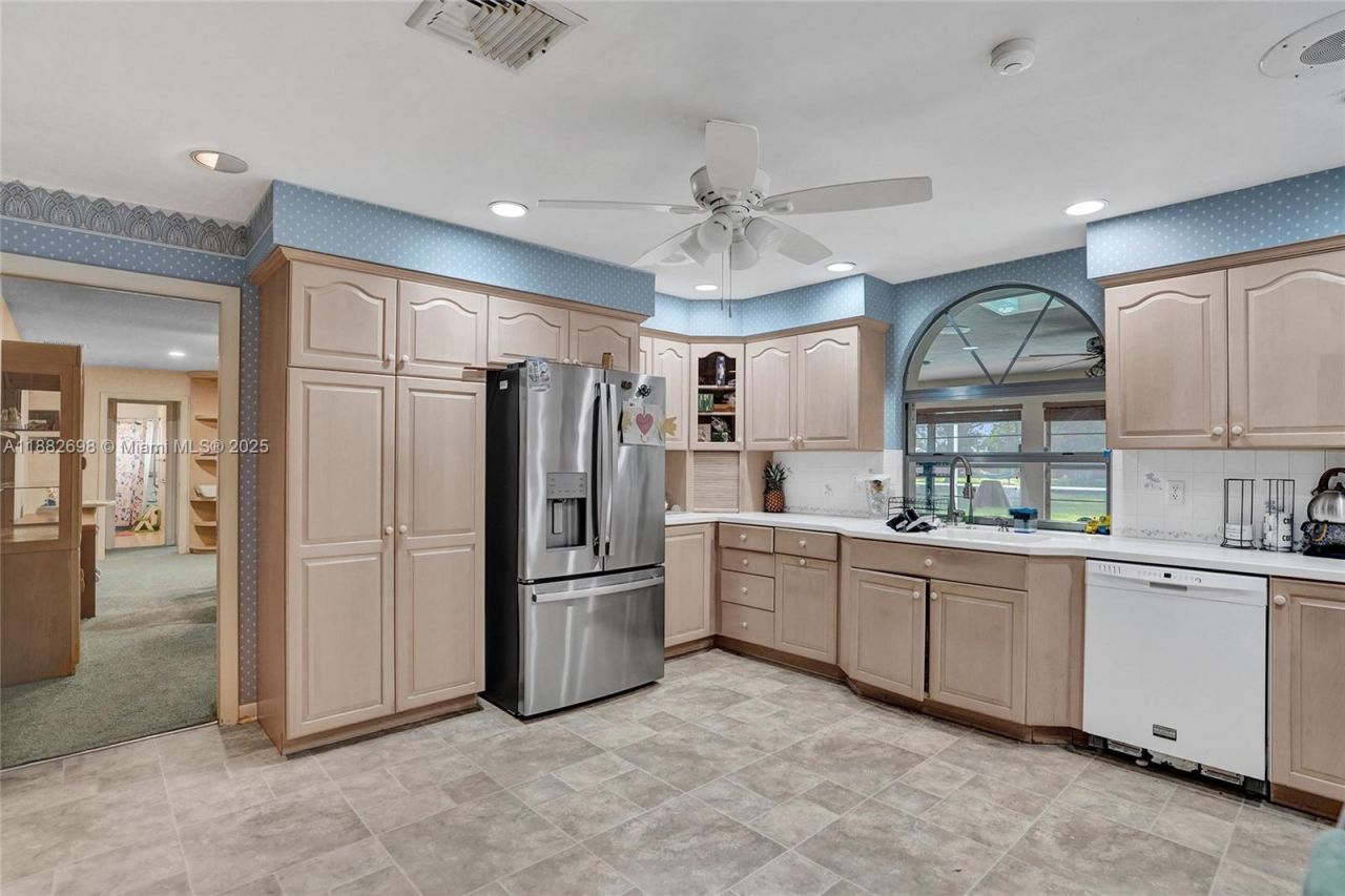 1021 Grandview Blvd, Fort Pierce, FL 34982 Photo