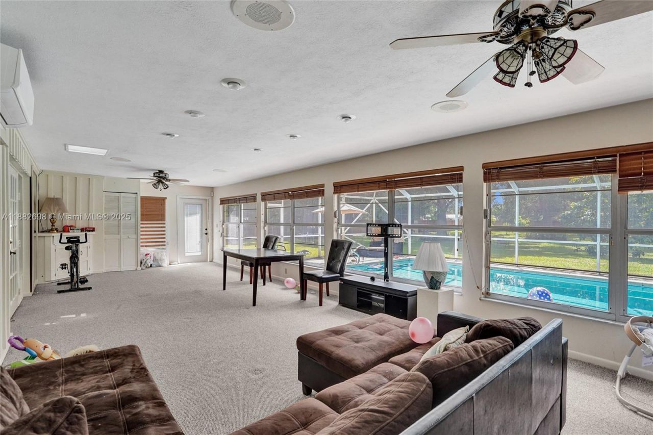 1021 Grandview Blvd, Fort Pierce, FL 34982 Photo