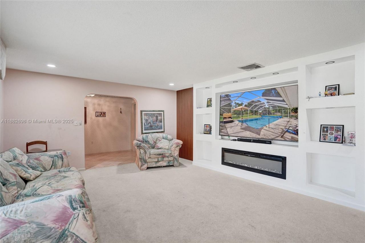 1021 Grandview Blvd, Fort Pierce, FL 34982 Photo