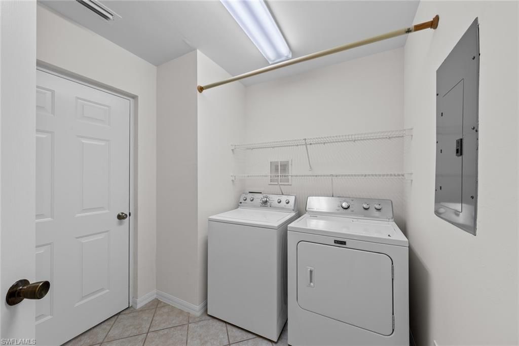 15201 Royal Windsor Ln, Unit 403, Fort Myers, FL 33919 Photo