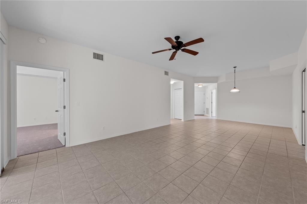 15201 Royal Windsor Ln, Unit 403, Fort Myers, FL 33919 Photo
