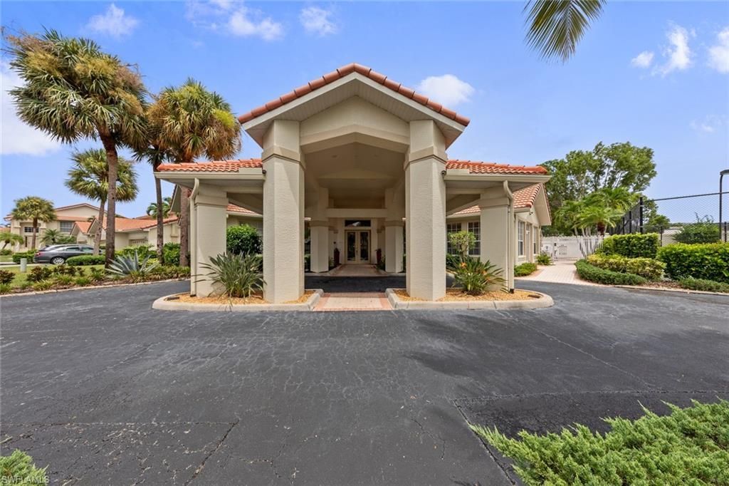 15201 Royal Windsor Ln, Unit 403, Fort Myers, FL 33919 Photo