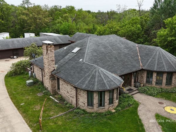 91 S Milwaukee Avenue, Vernon Hills, IL 60061